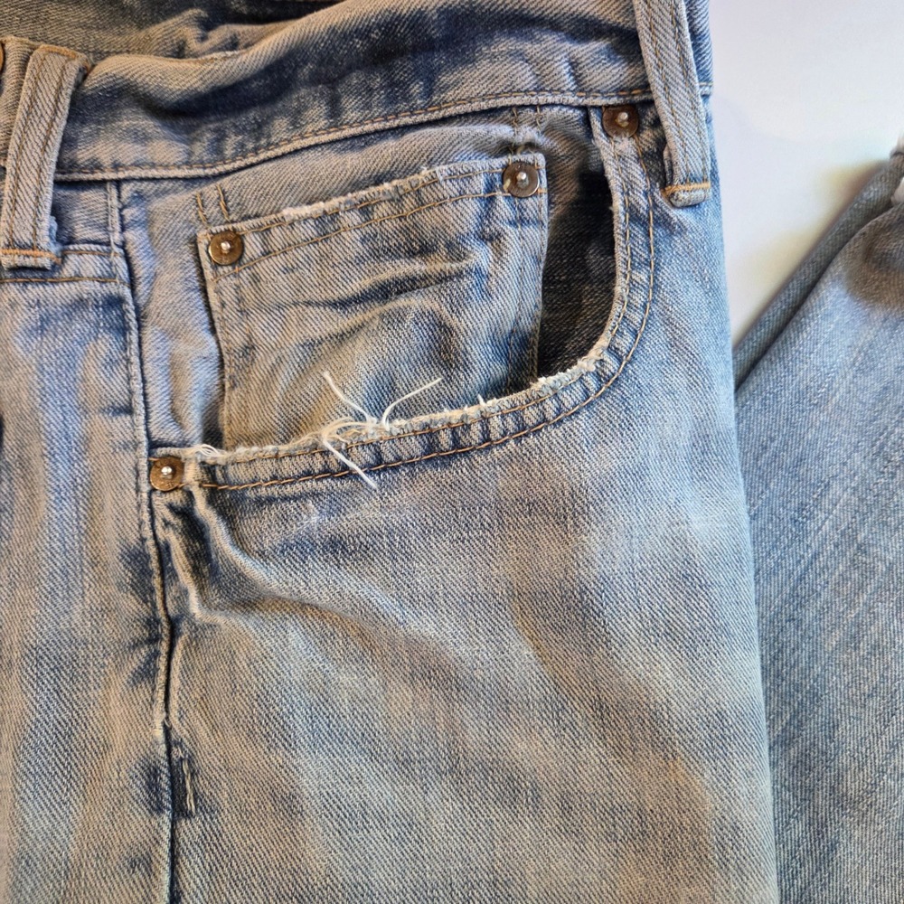 American Eagle Mens Loose Fit Light Wash Distressed Raw Hem Jeans 34x30 Blue - Picture 9 of 16